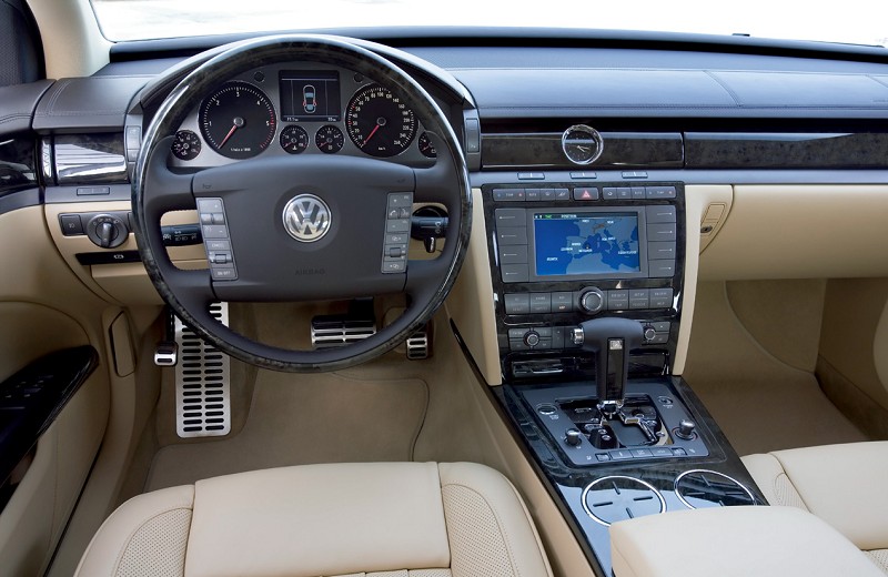 Volkswagen Phaeton 4 M