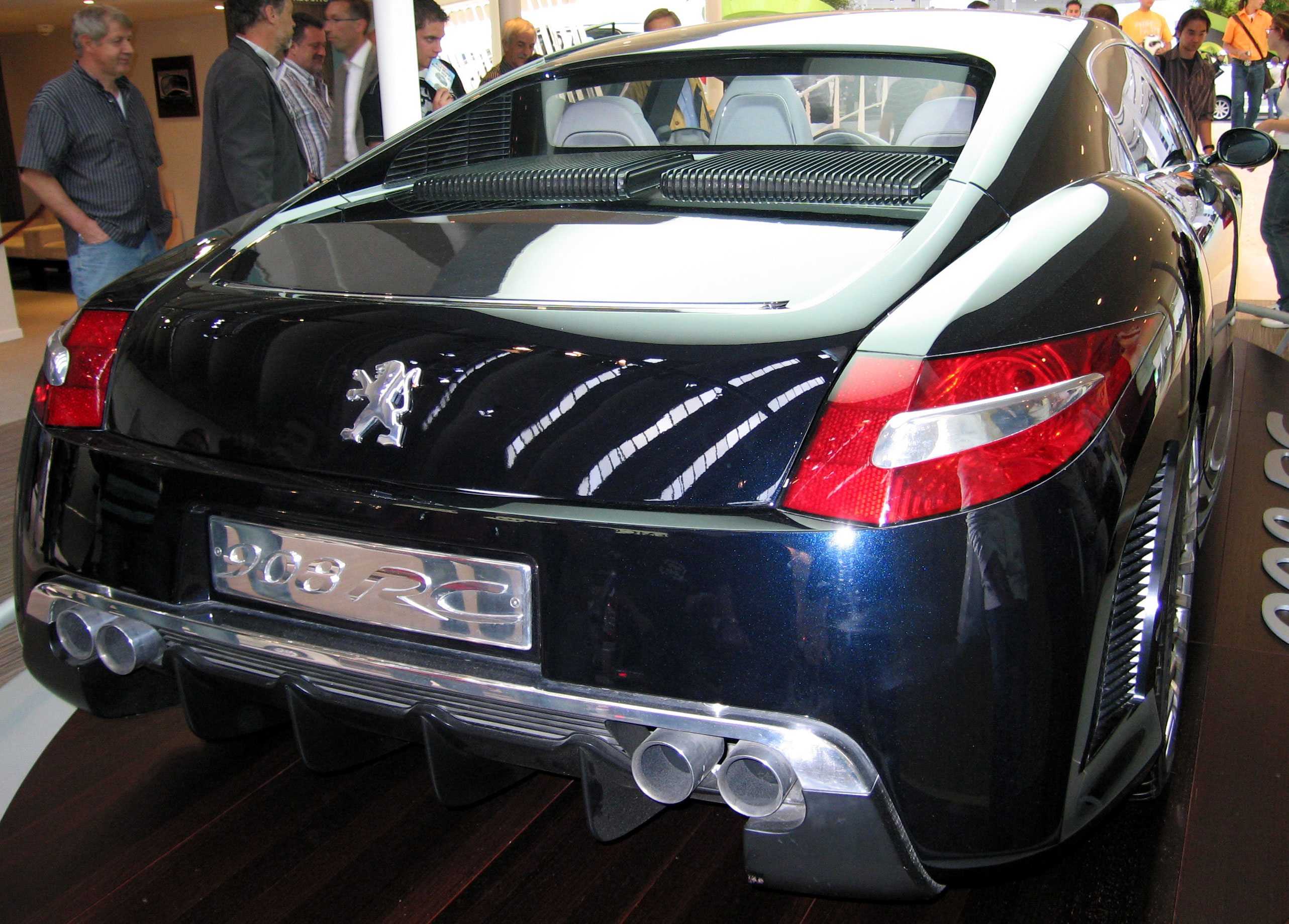 Peugeot 908