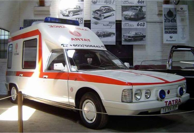 Tatra 613 ambulance