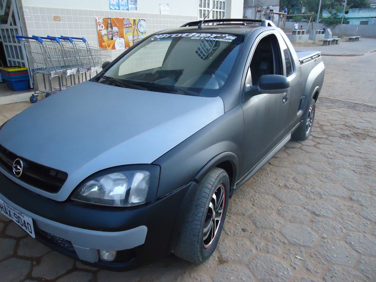 Chevrolet Montana Sport 18