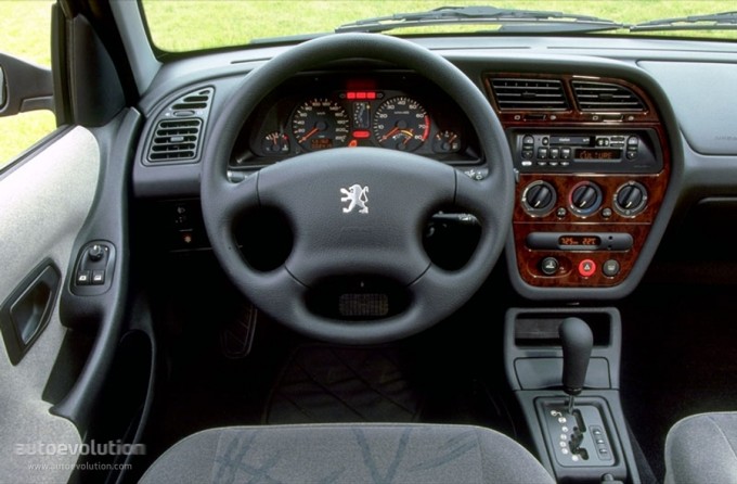 Peugeot 306 Sedan