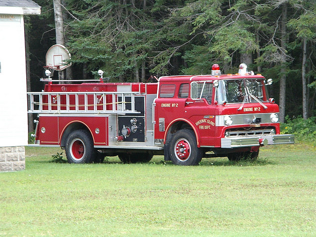 Ford C-800 Custom Cab