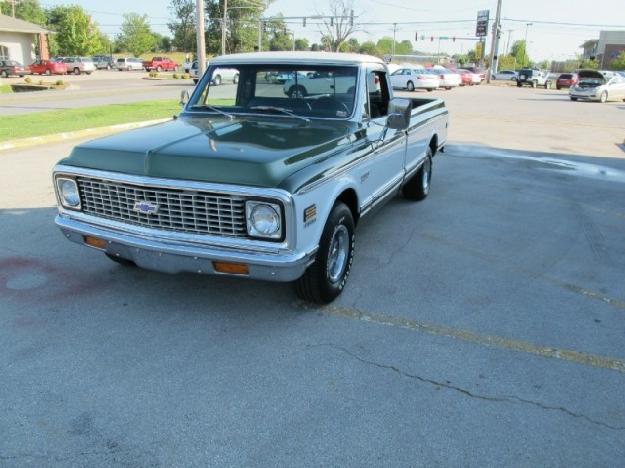 Chevrolet C-10 Custom Cab stepside