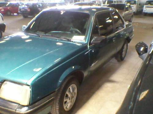 Chevrolet Monza 18 SLE