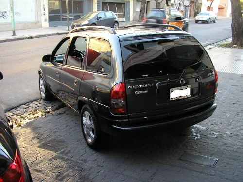 Chevrolet Corsa Wagon GLS 16