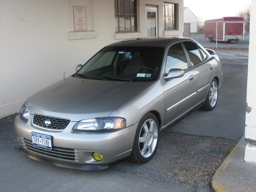 Nissan Sentra B15