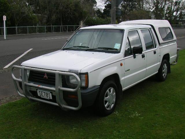 Mitsubishi L200 2WD 28D Dcab