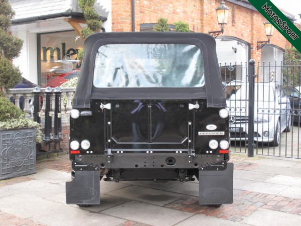 Land Rover Defender 90 SVX Sport Soft Top