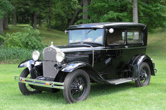 Ford Model 92A Standard Tudor