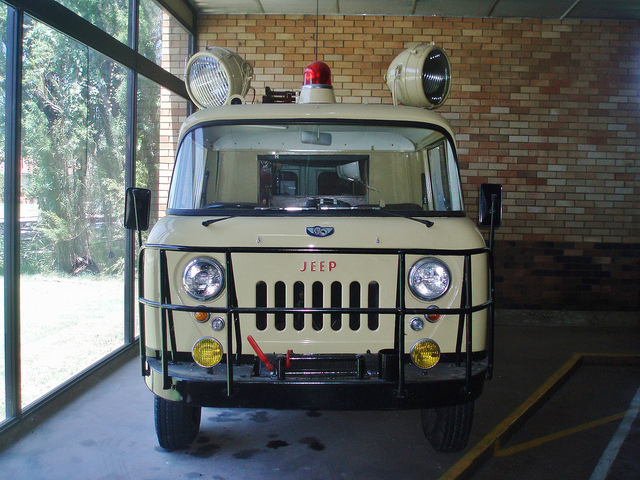 Willys Jeep FC-170