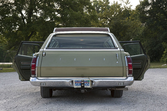 Ford Galaxie 500 Country Sedan wagon