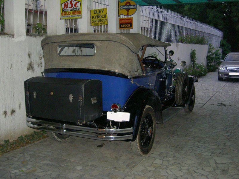 Studebaker Commander tourer