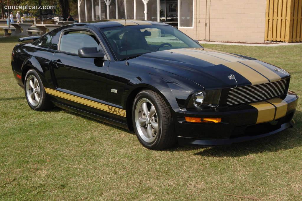 Ford Mustang GT Hertz conv