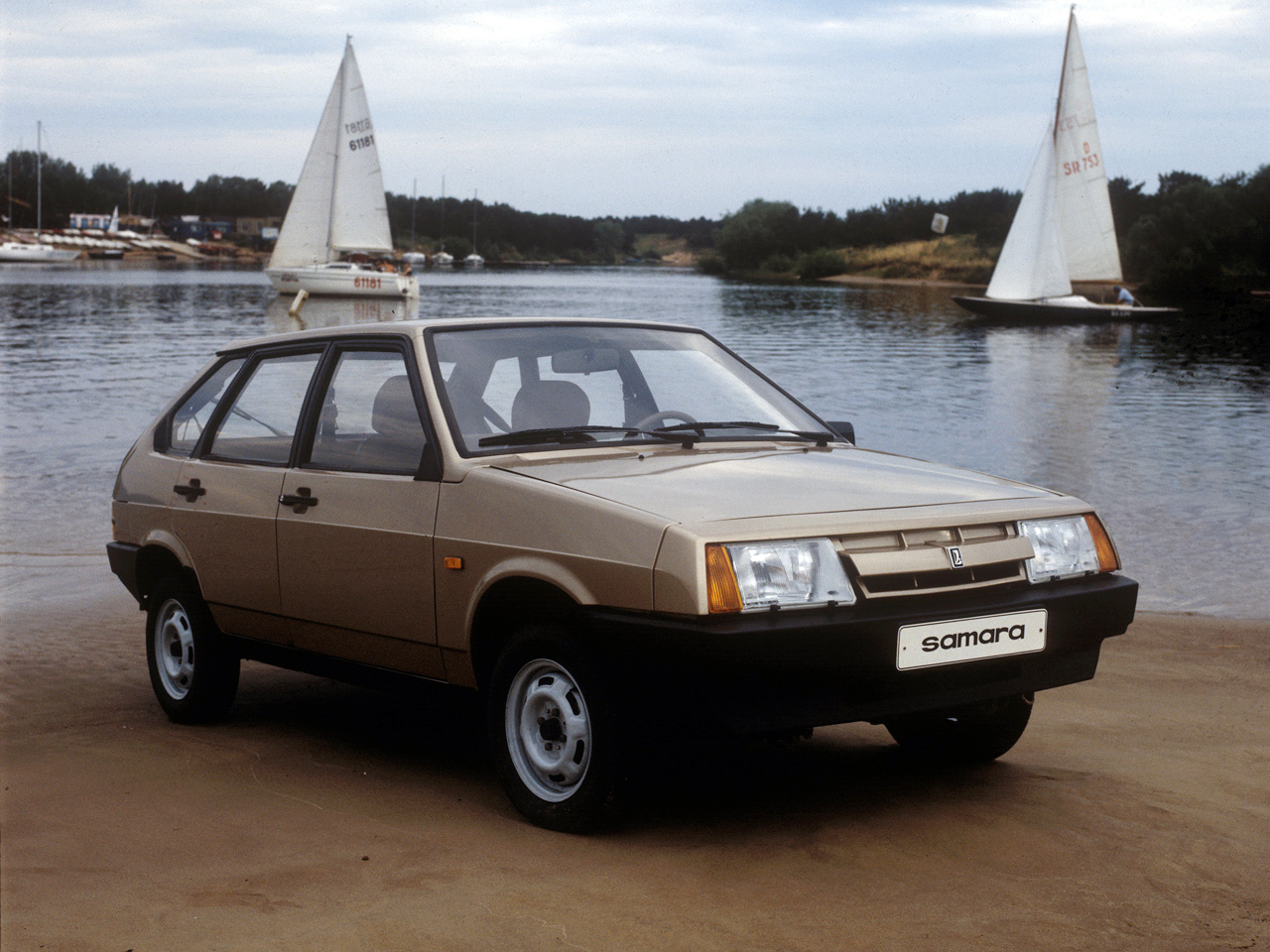 Lada 21090 Samara 1300