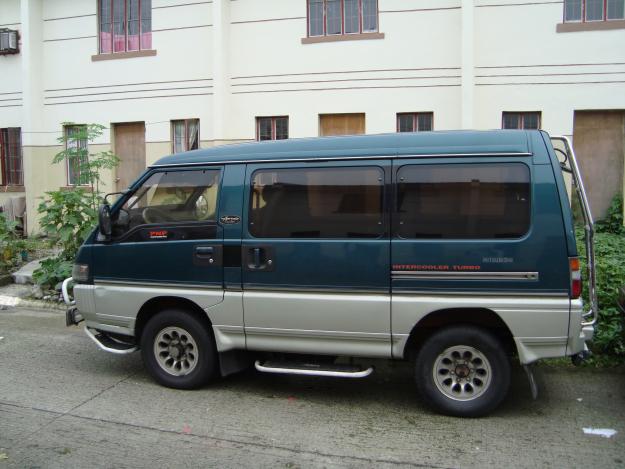 Mitsubishi Delica Exceed 4WD