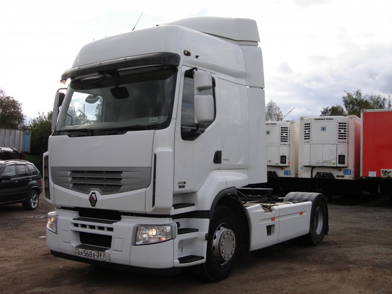 Renault Premium 440