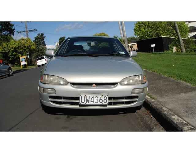 Mitsubishi Mirage VIE Saloon