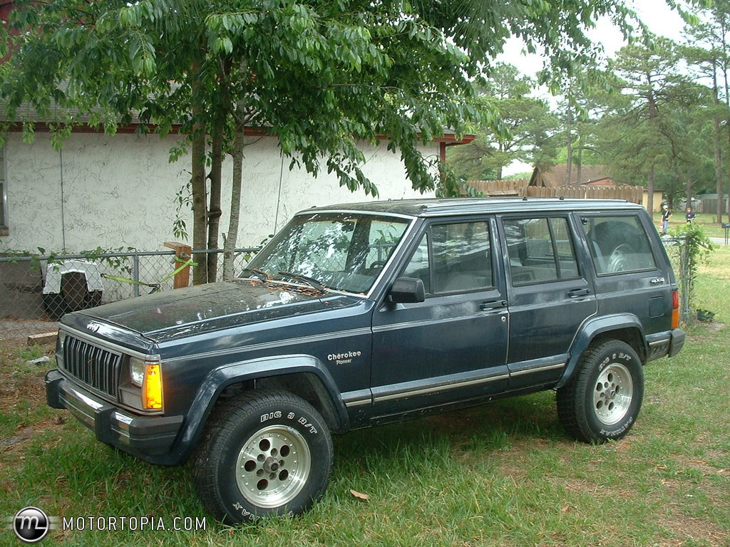 Jeep Cherokee Pioneer