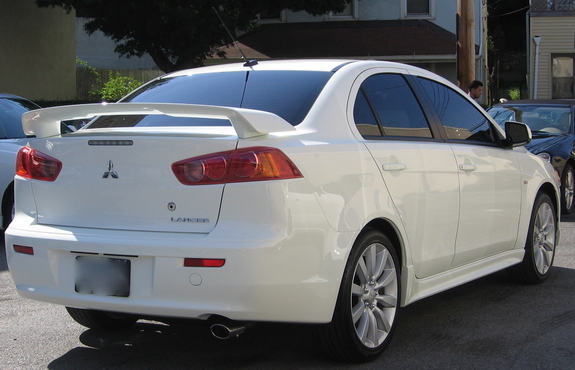 Mitsubishi Lancer R-GT