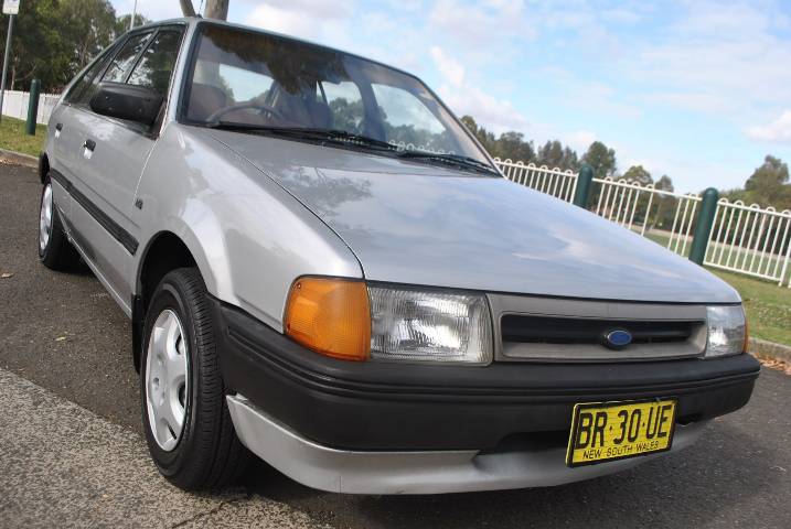 Ford Laser L