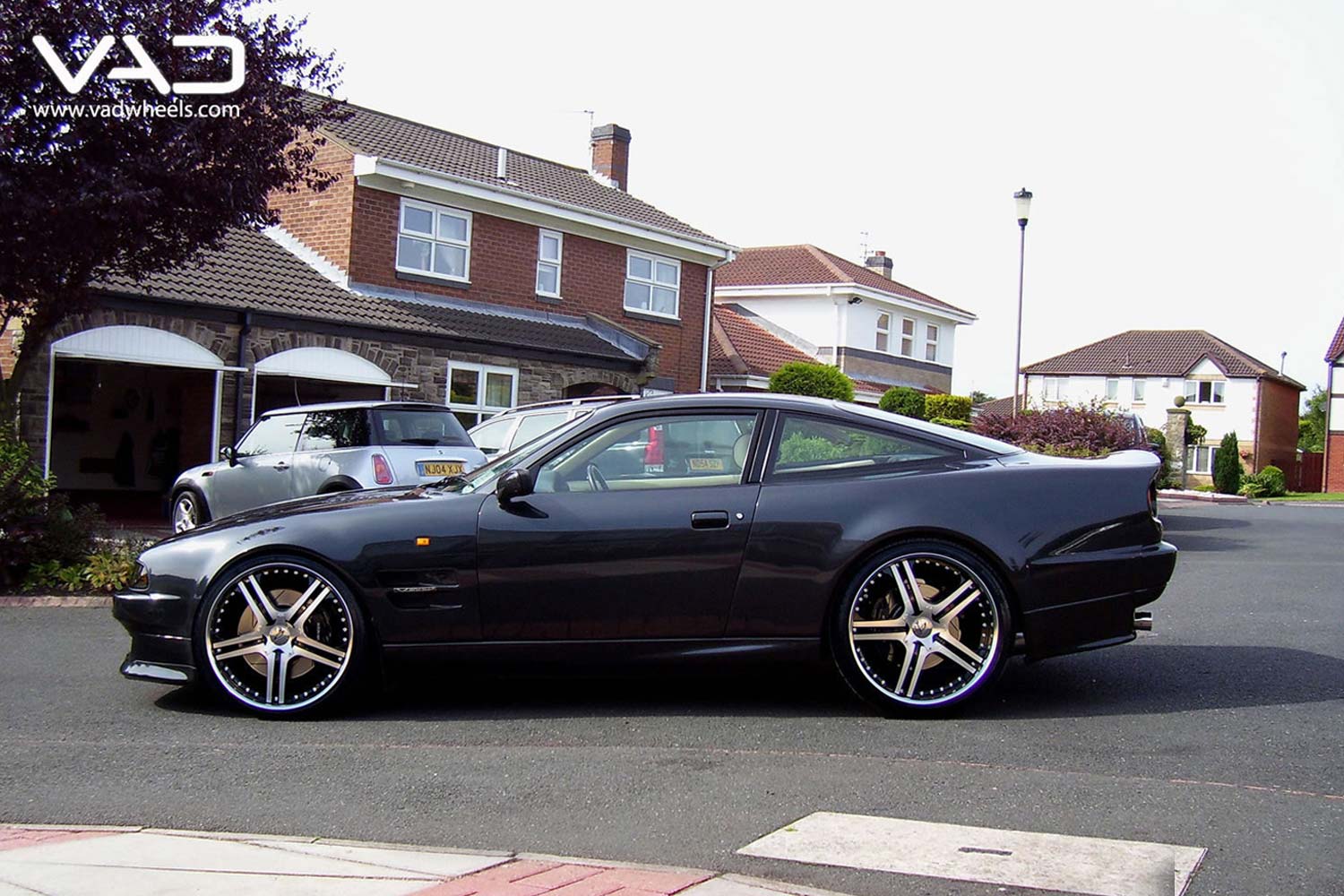 Aston Martin Virage Vantage