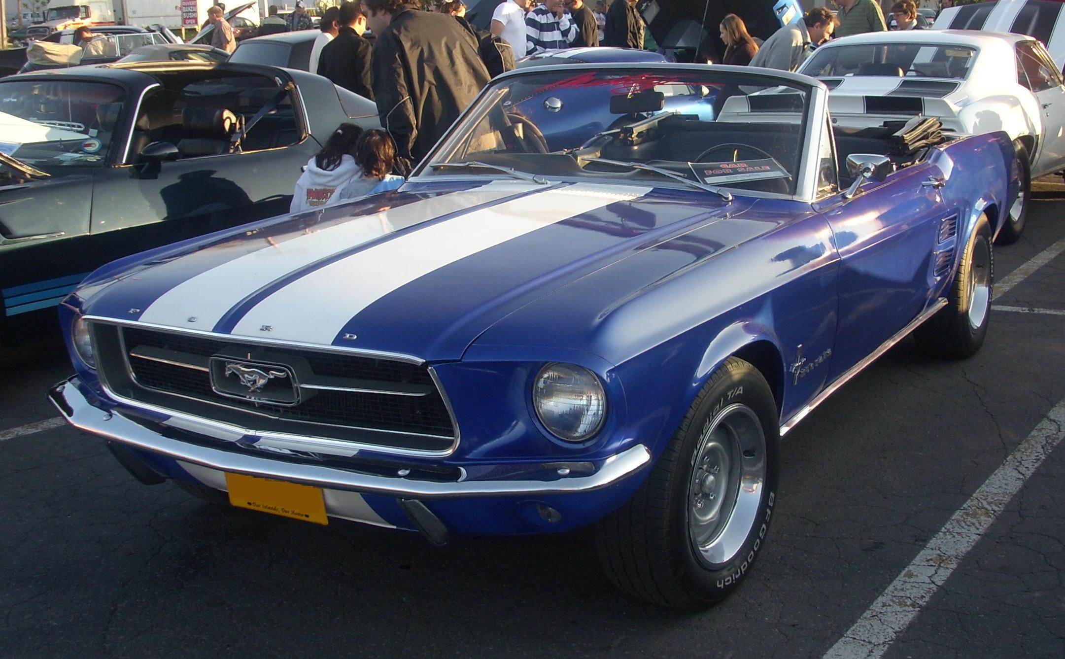 Ford Mustang Convertible