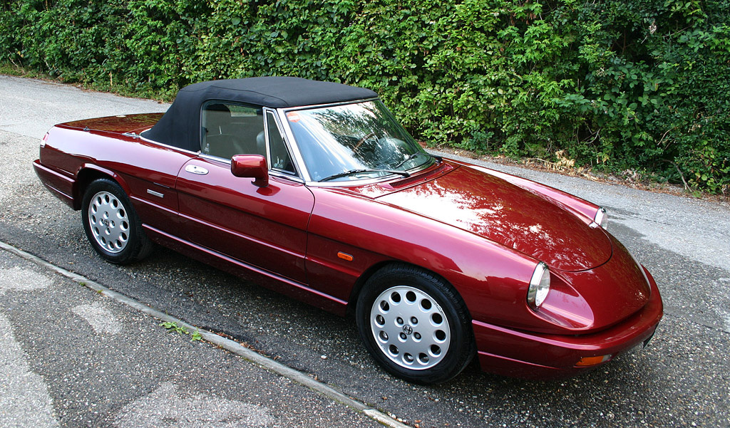 Alfa Romeo Spider 20