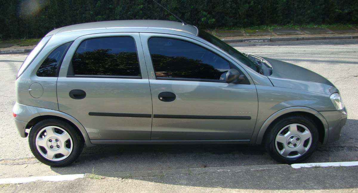 Chevrolet Corsa Hatch