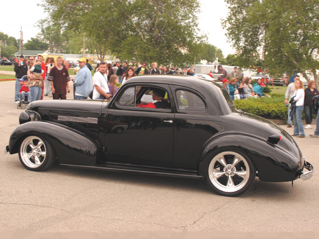 Chevrolet Master De Luxe Coupe