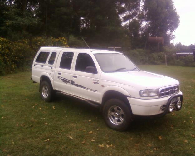 Ford Ranger XLT 25 TDi