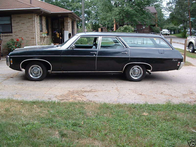 Chevrolet Impala Kingswood Station Wagon