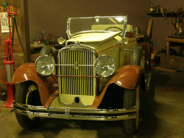 Studebaker FD Commander Roadster for 4