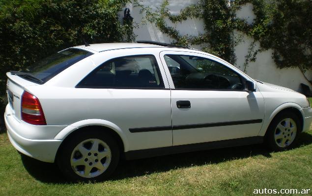 Chevrolet Astra GLS 20