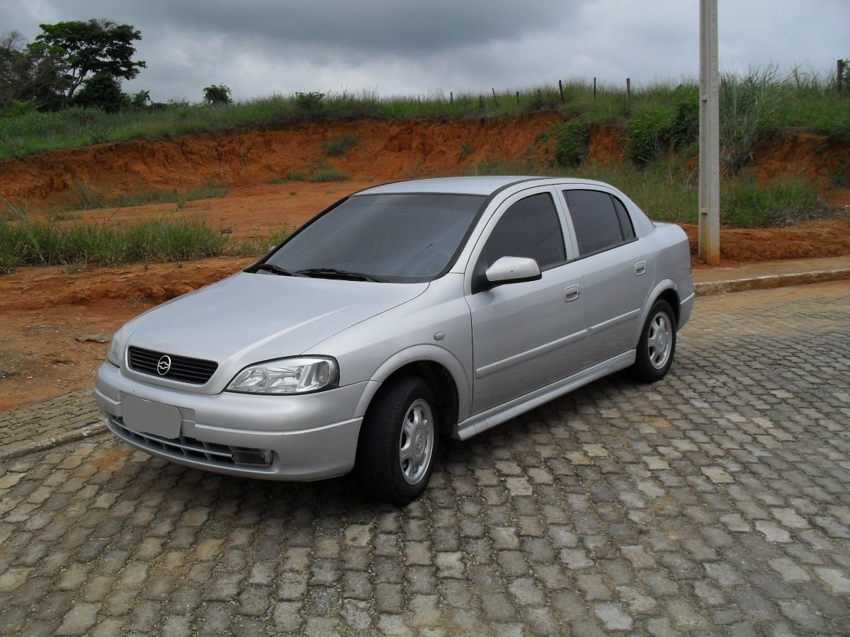 Chevrolet Astra Sedan 20