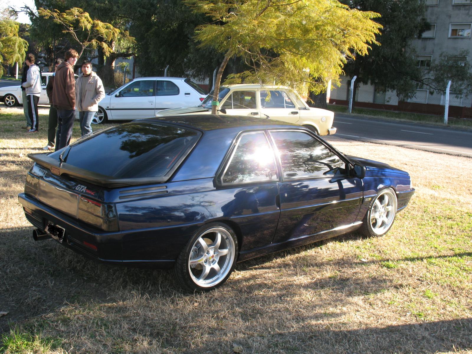 Renault Fuego GTA