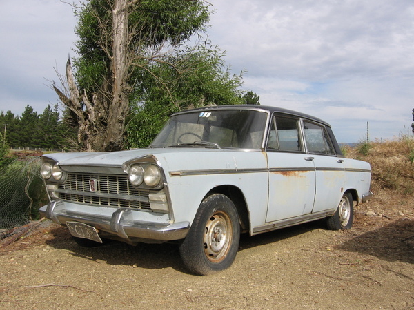 Fiat 2300 De Luxe