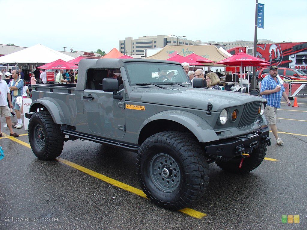 Jeep m715 kaiser #1