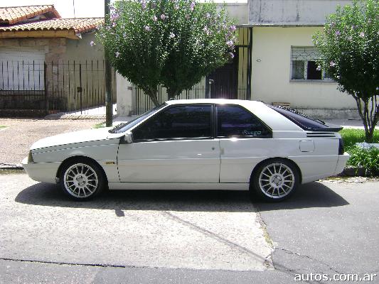 Renault Fuego GTA