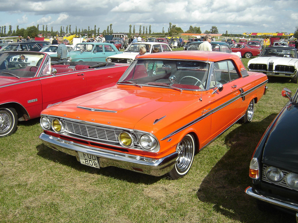 Ford Fairlane 500 Sport coupe