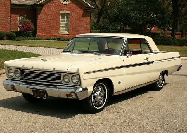 Ford Fairlane 500 2dr