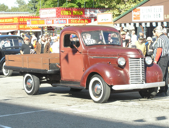 Chevrolet Model LM 1 Ton Flatbed