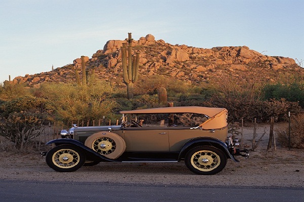 Ford Model A Deluxe Cabriolet