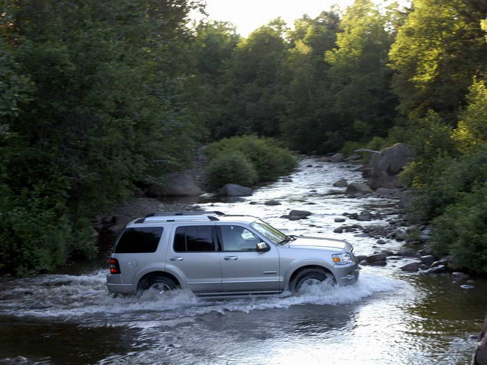 Ford Explorer 40