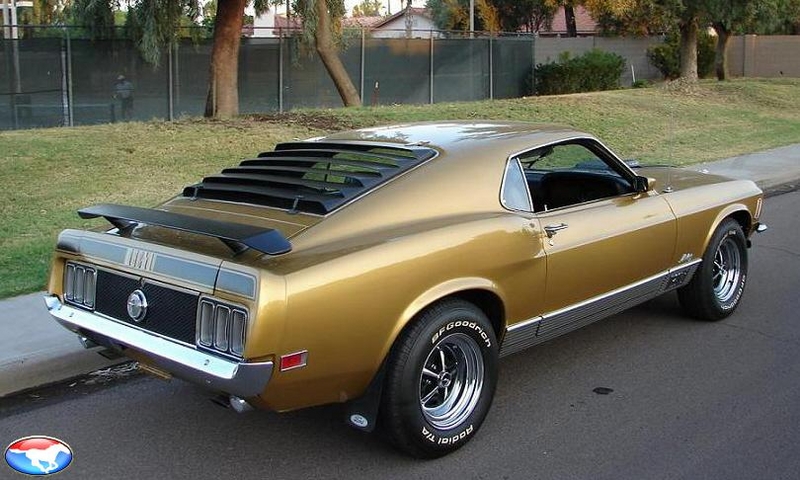 Ford Mustang Mach 1 fastback