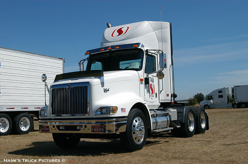 International 9400i