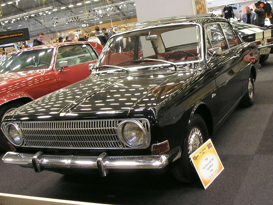 Ford Taunus 20M XL 4dr