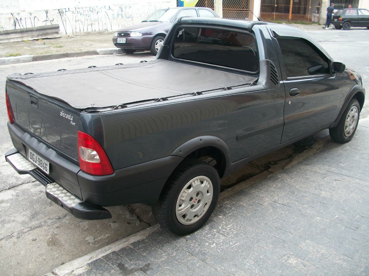 Fiat Strada Fire