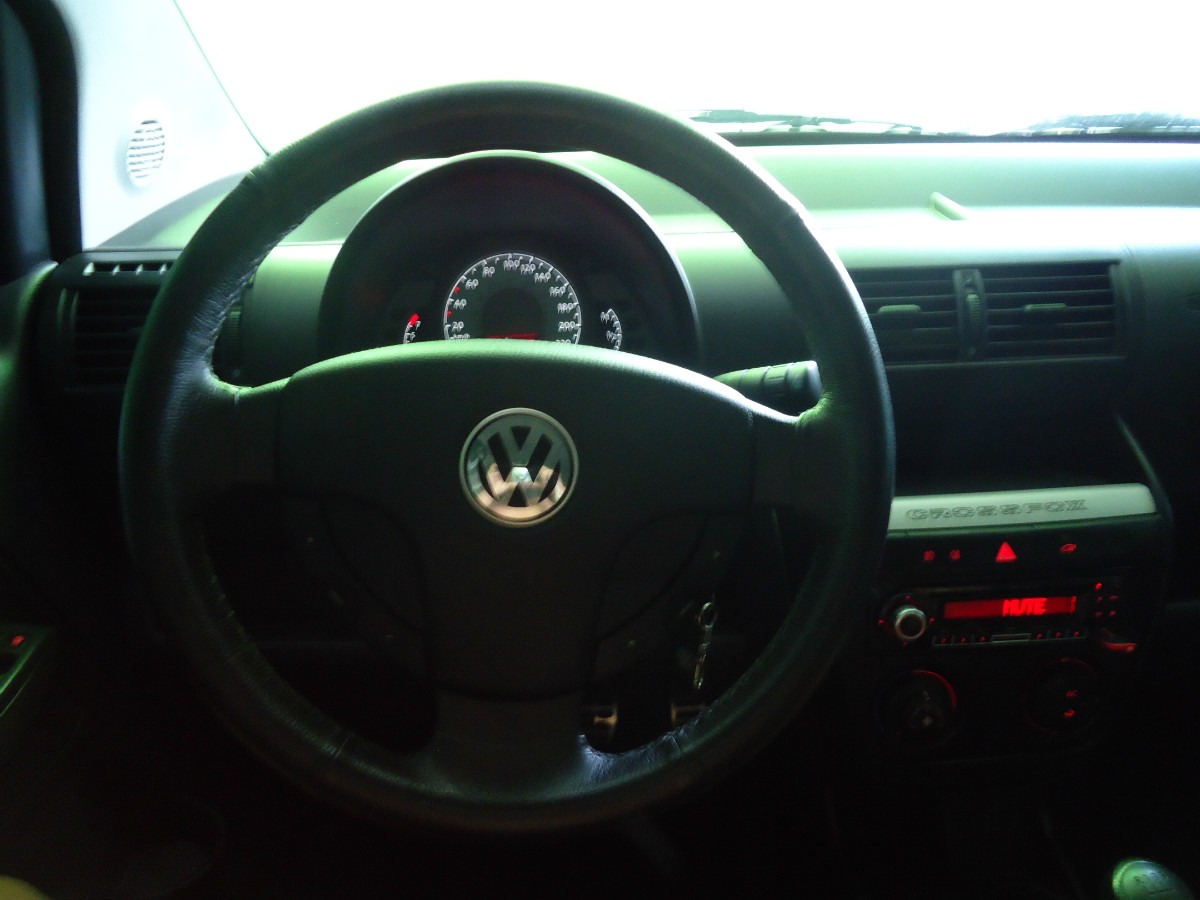 Volkswagen Cross Fox 16