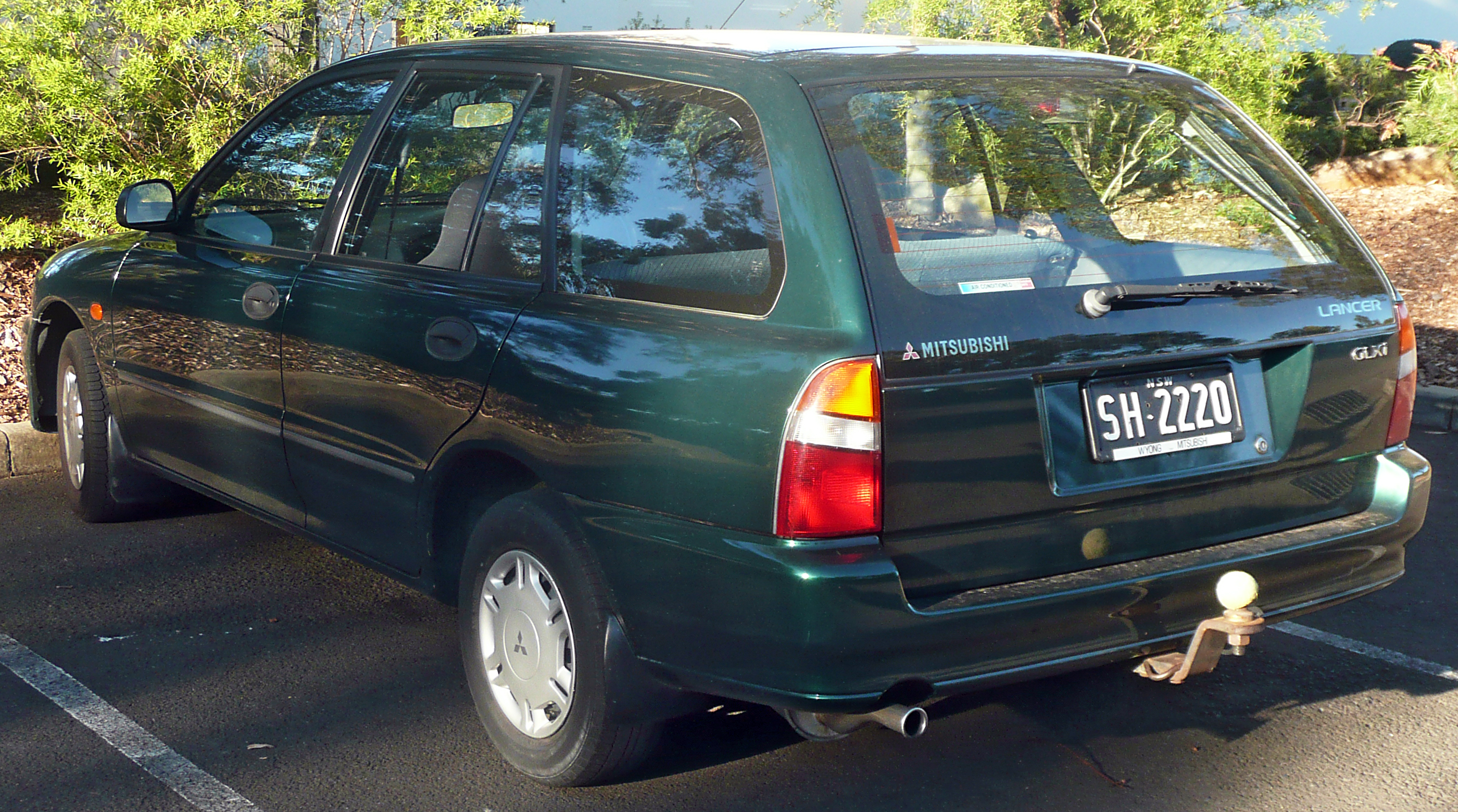 Mitsubishi Lancer GLXi Wagon