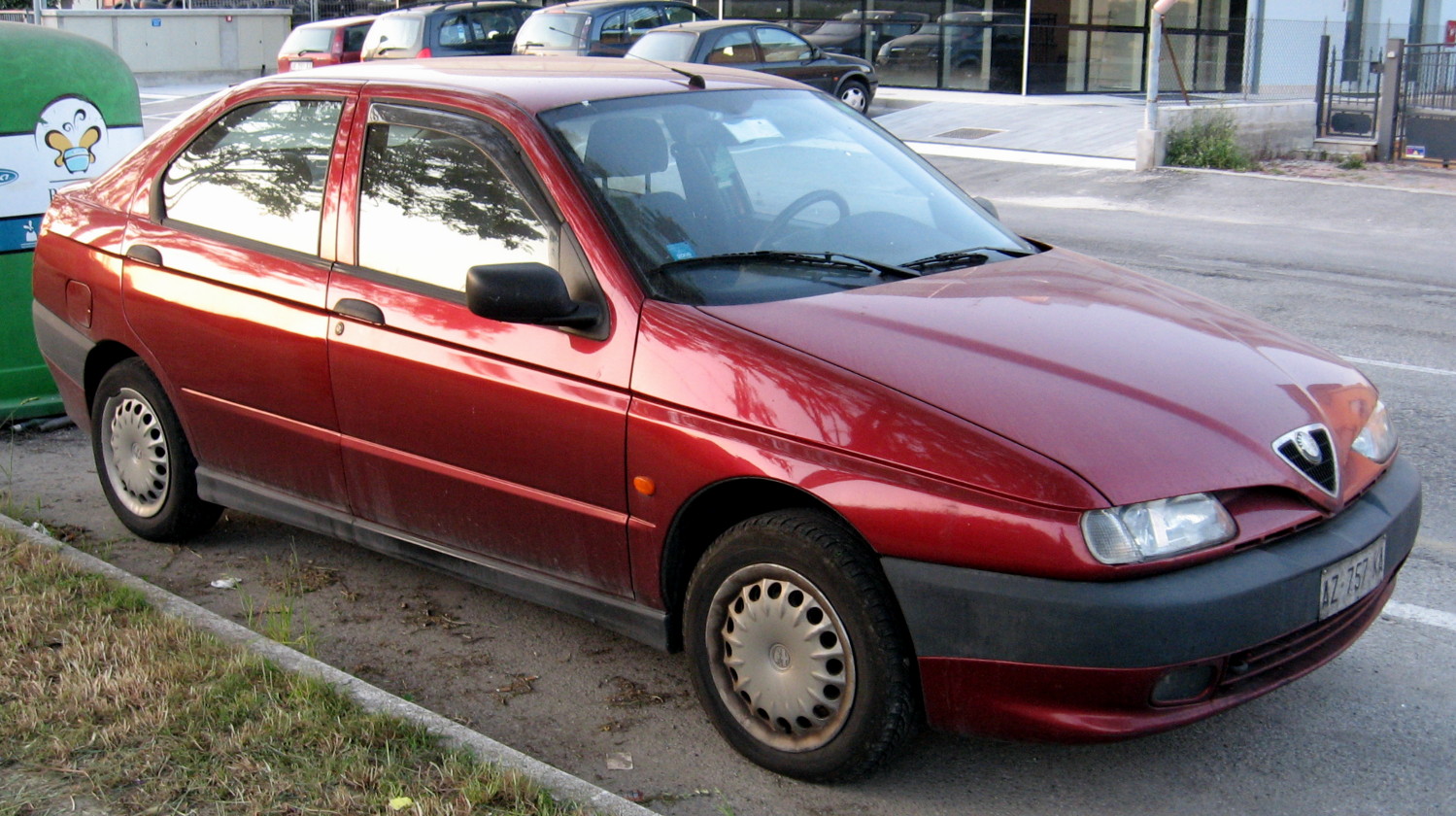 Alfa Romeo 146